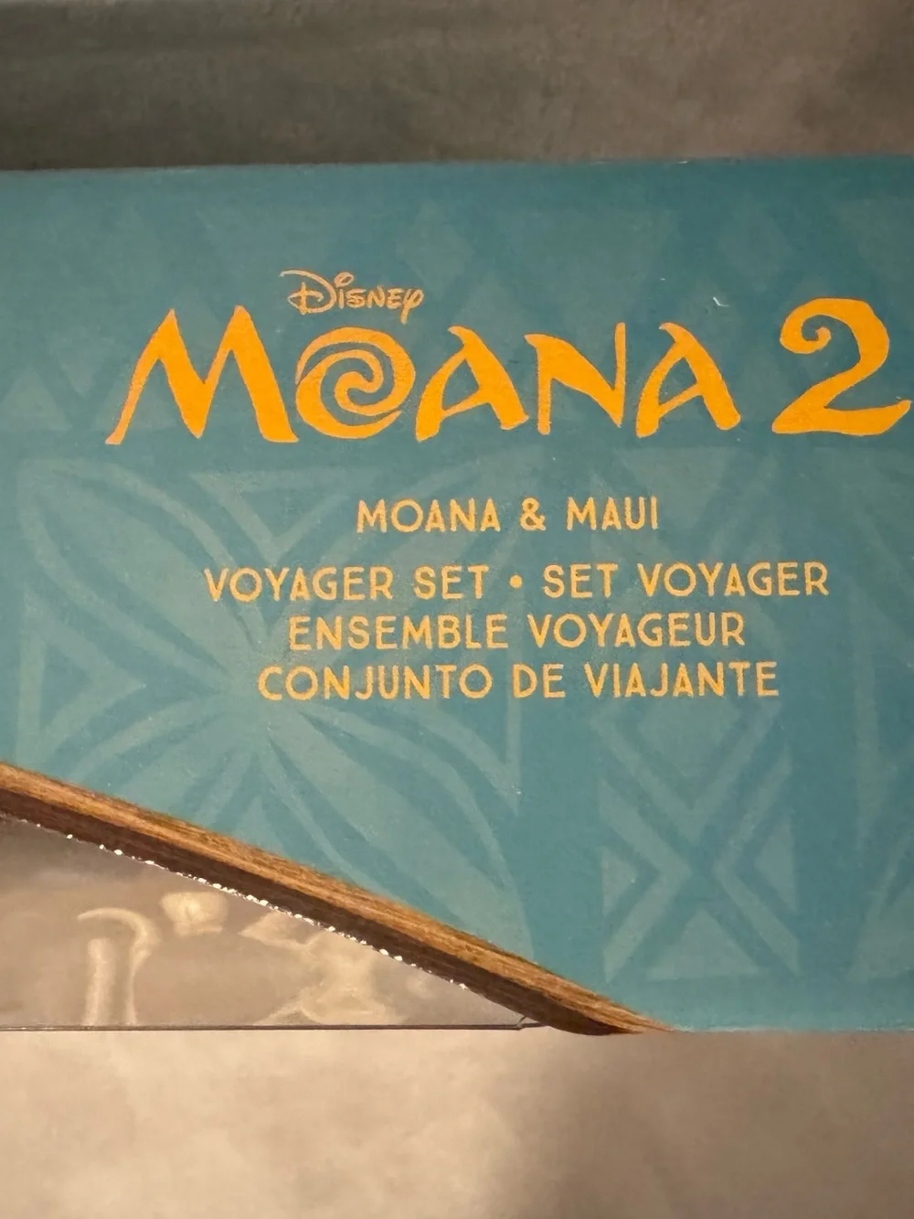 Disney Moana & Maui Doll Set - Red, Green, Brown